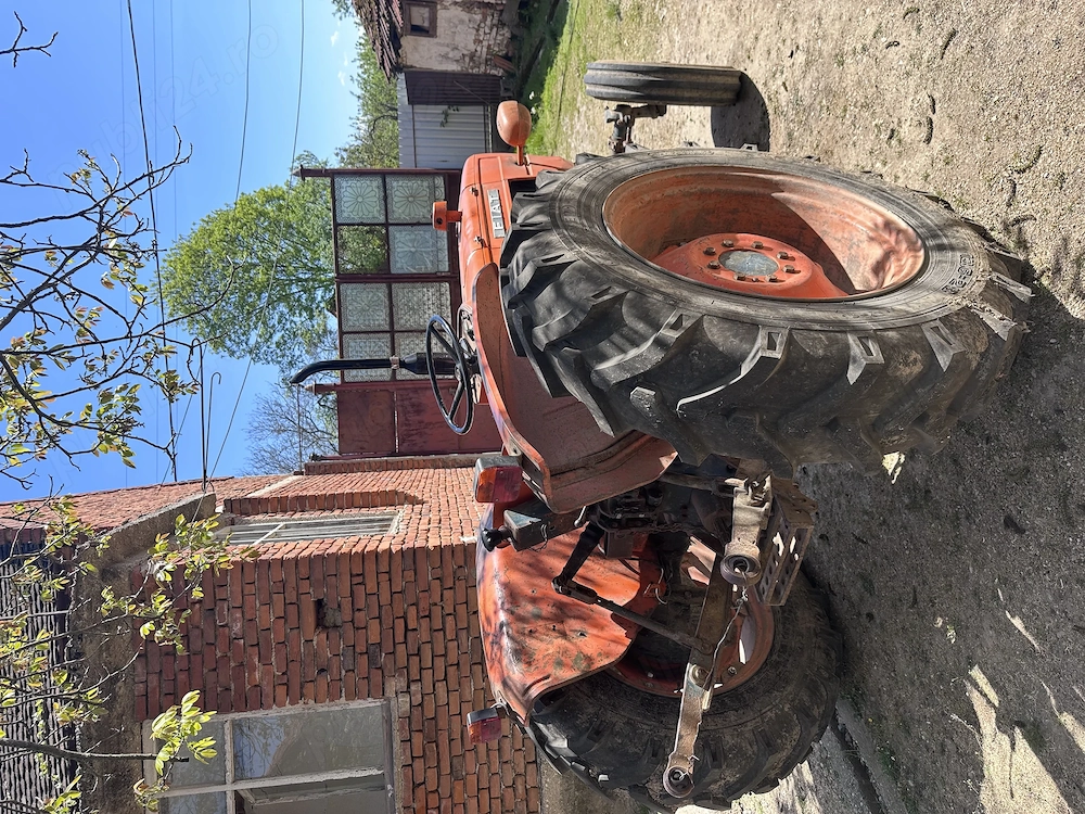 Vând Tractor Fiat 415 45 cp + un set de roți legumicole