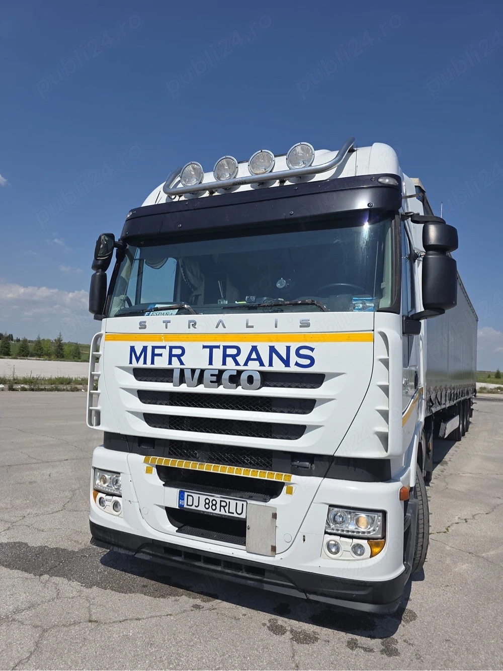 Ansamblu IVECO STRALIS + Remorca Krone