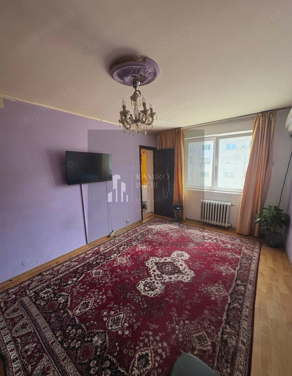2 camere decomandat 3 minute METROU  Aparatorii Patriei