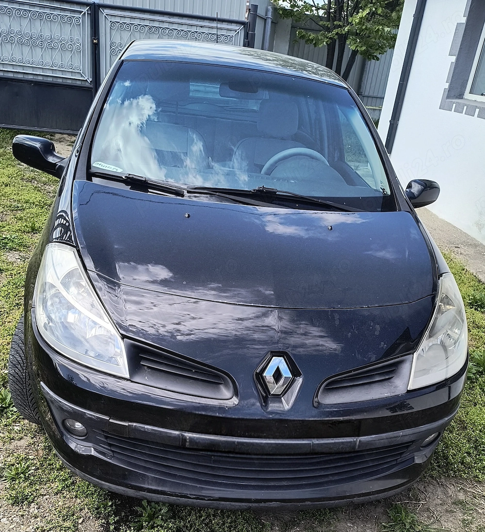 Dezmembrez Renault Clio 3 / III - 1.5 dci - 2007