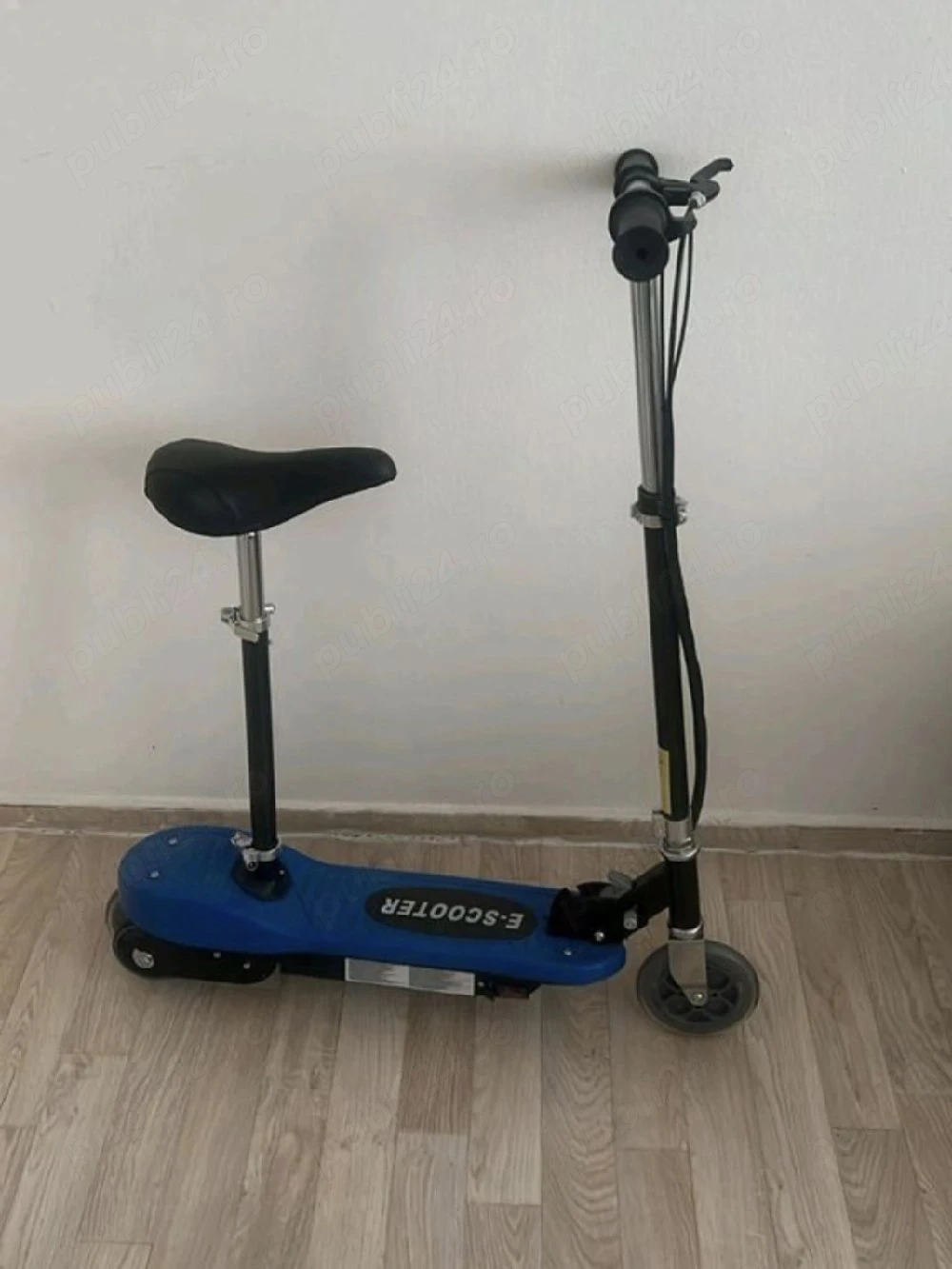 De vanzare E scuter