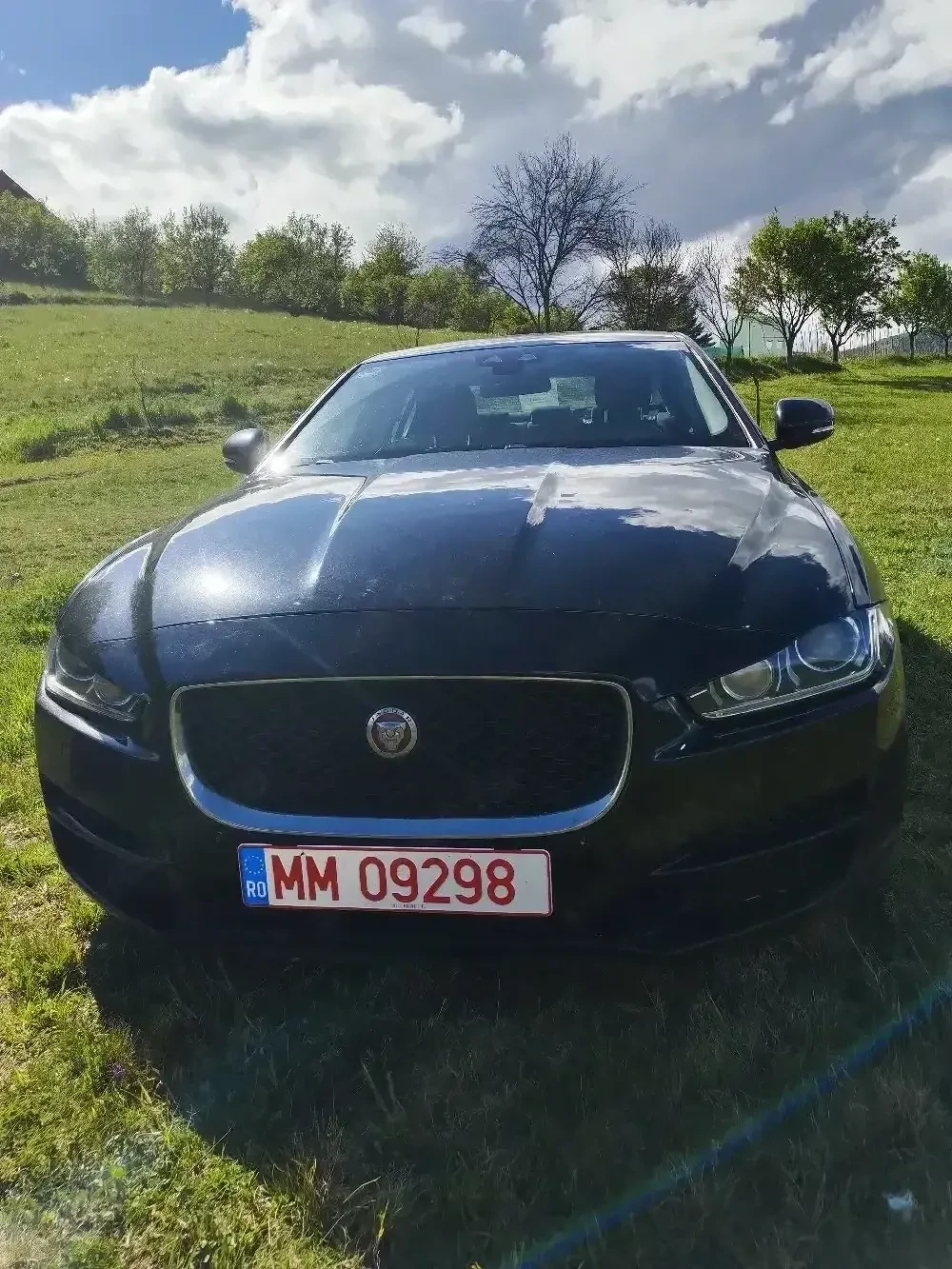 Jaguar XE 