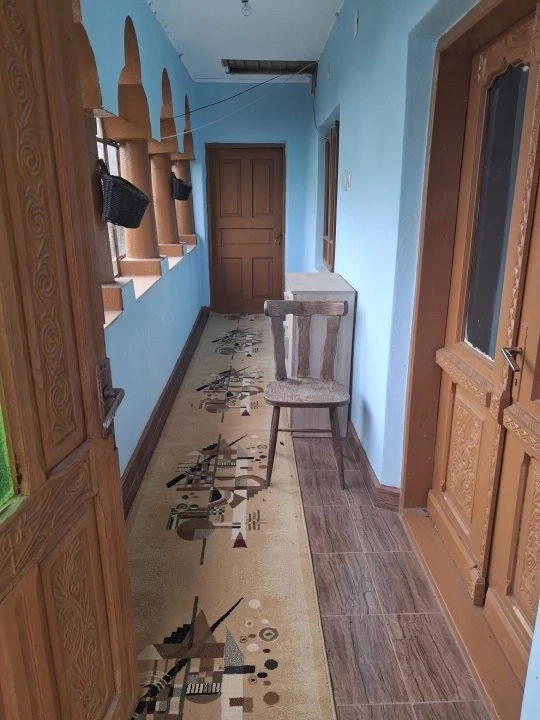Casă tradițională cu teren generos   Borosteni, Peștișani, jud. Gorj