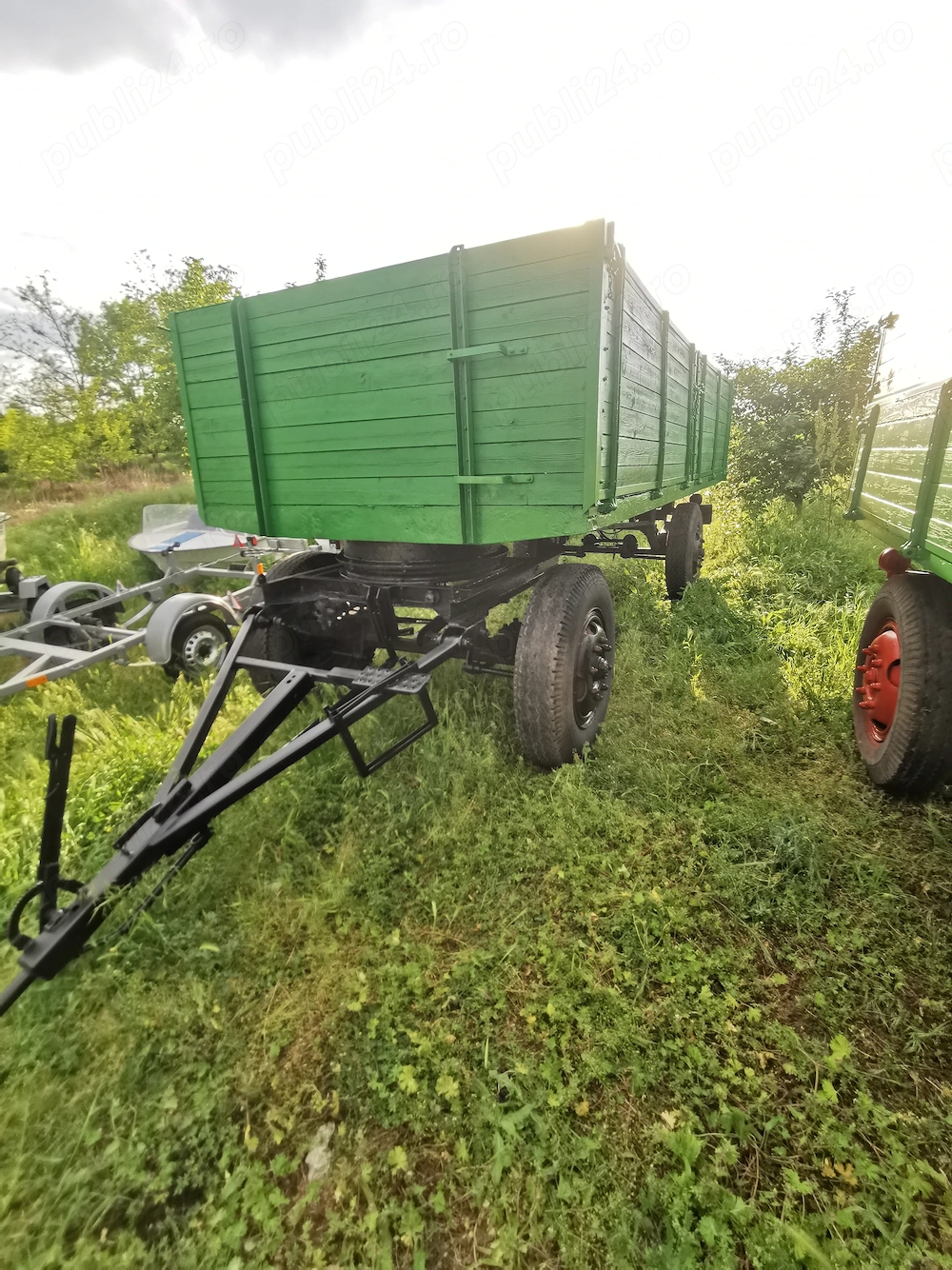 Remorca agricola 9 tone adusa acum Germania 