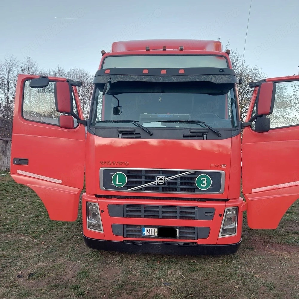 Volvo FH12 si remorca KRONE