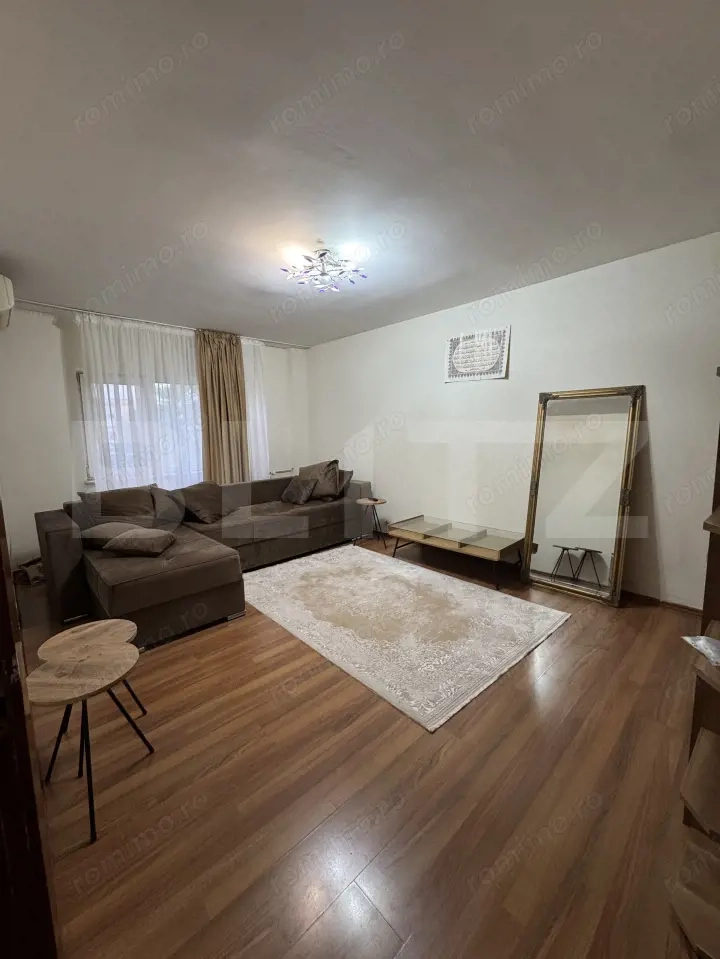 Apartament decomandat, 4 camere 85 mp, zona Rovine