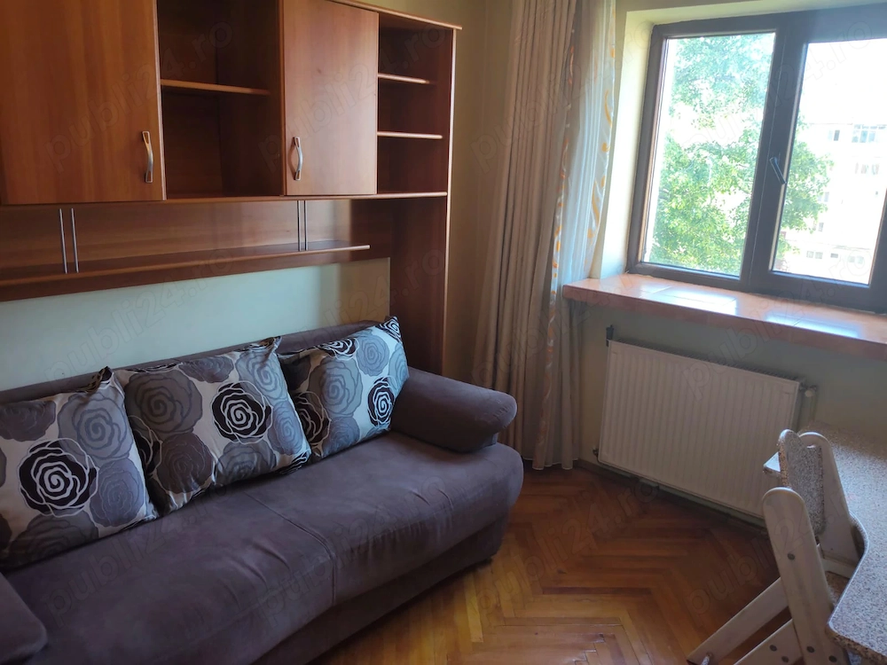 Vânzare apartament 3 camere zona centrala Strada Victoriei Târgu Jiu