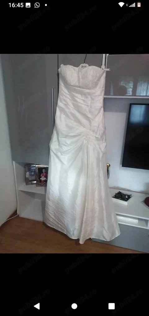 rochie de mireasa