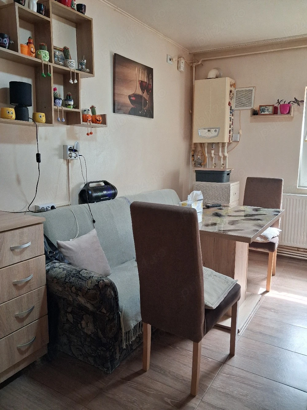Vand apartament 2 camere