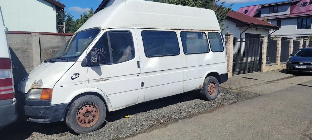 Dezmembrez ford transit