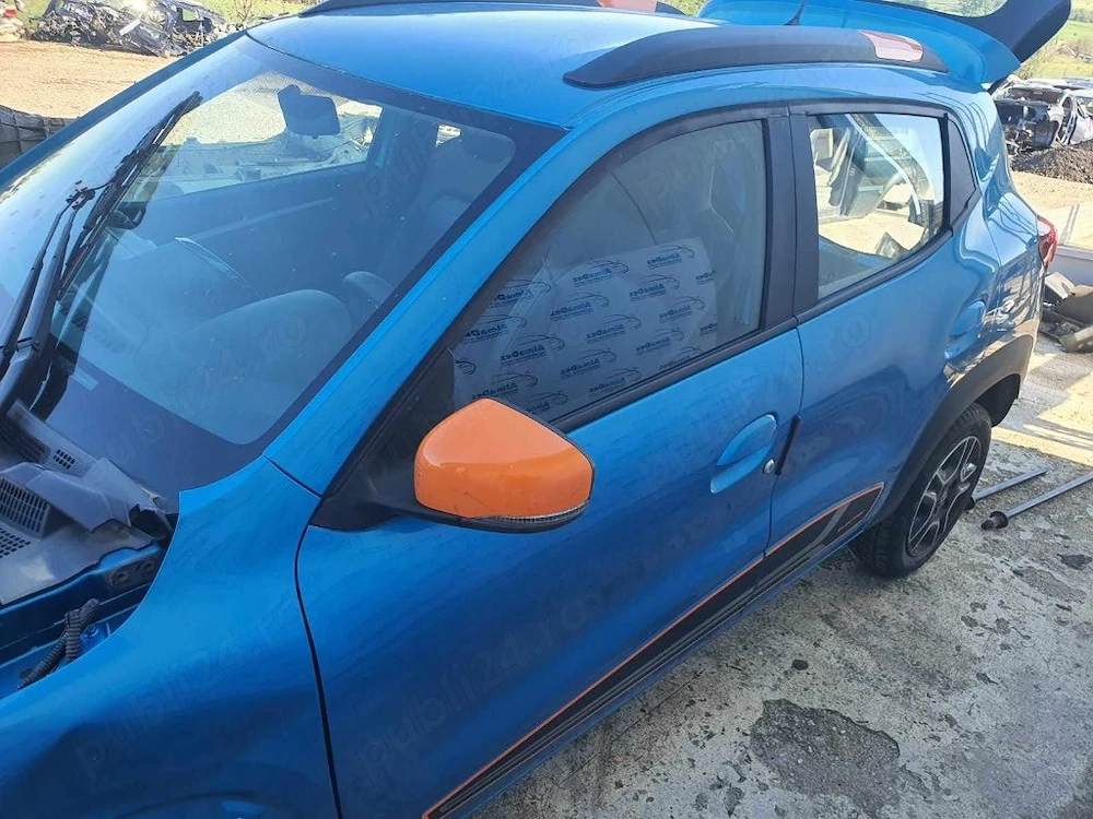 Prag cu stalp stanga Dacia Spring