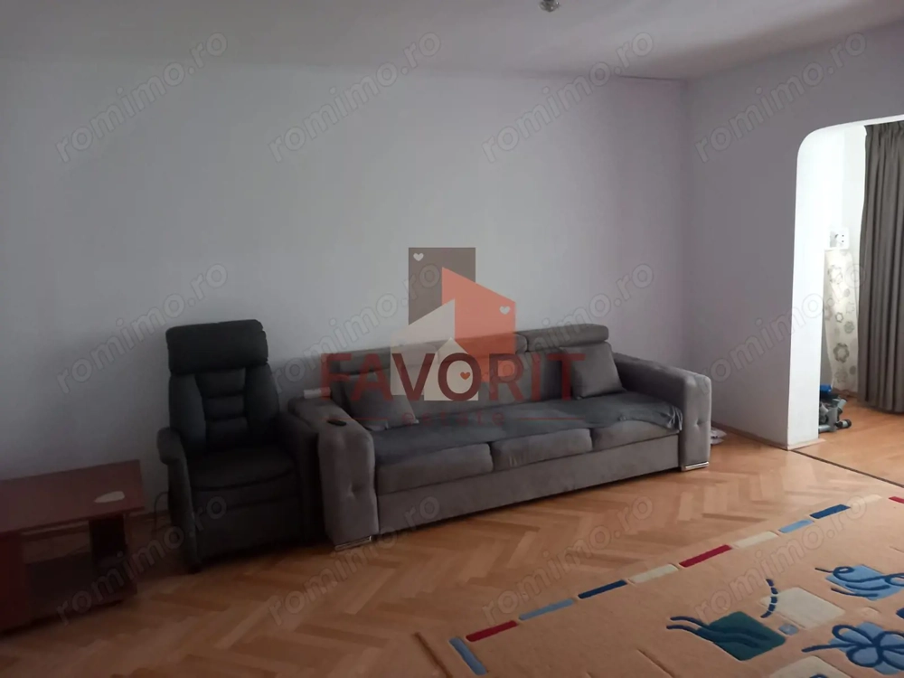 3 camere | decomandat | centrala proprie | boxa | zona excelenta | 2 bai |