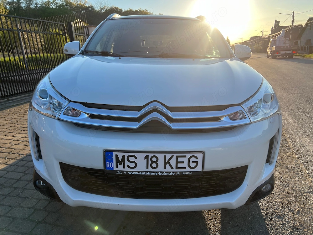 Vând Citroen c4 aircross 
