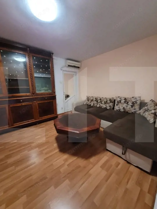 Apartament 3 camere,in zona linistita,etaj 2