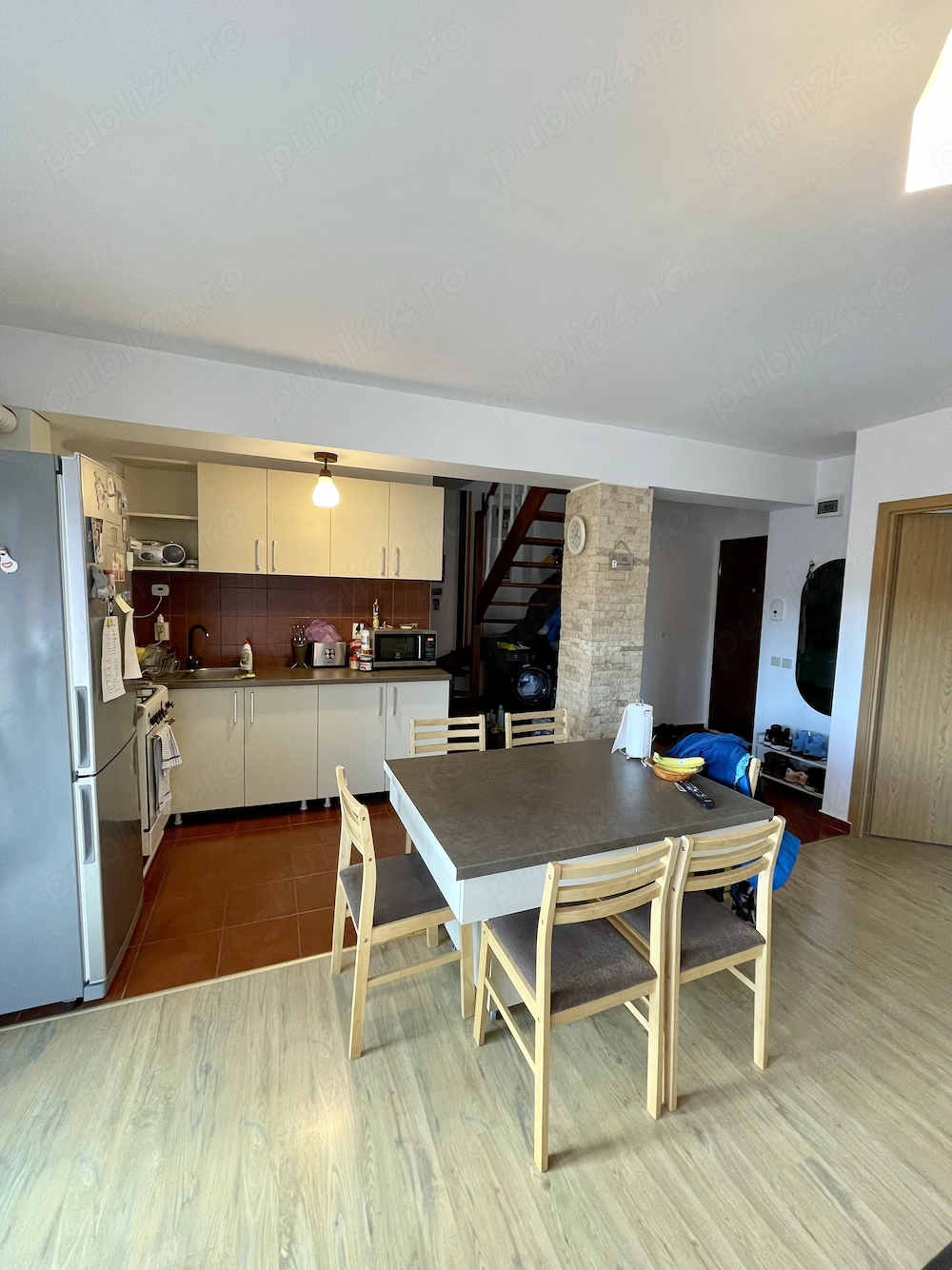 Apartament 90m2 , in vila