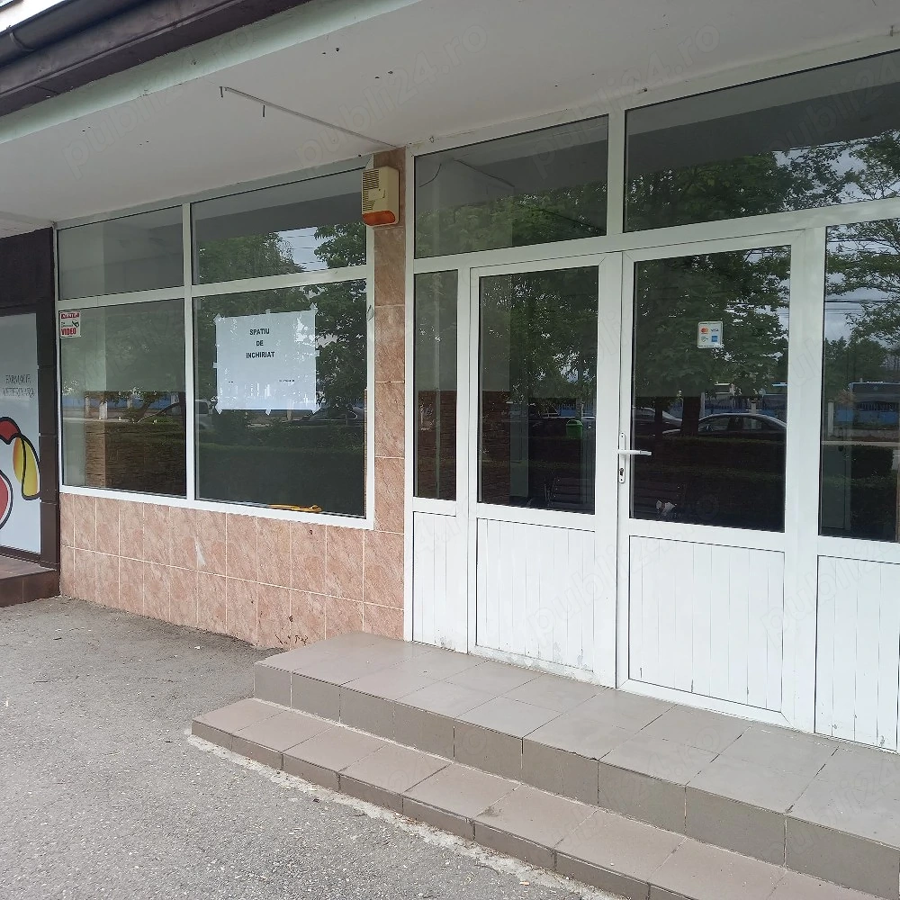 Inchiriez spatiu comercial