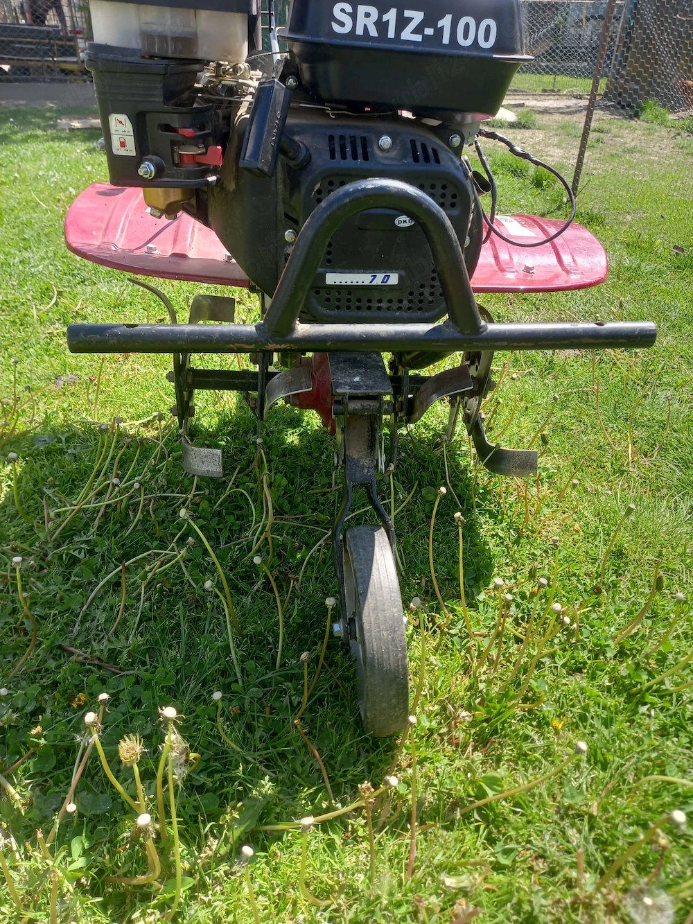 Motocultor motosapa Dakard SR1Z-100, foarte puțin folosit, cu accesorii