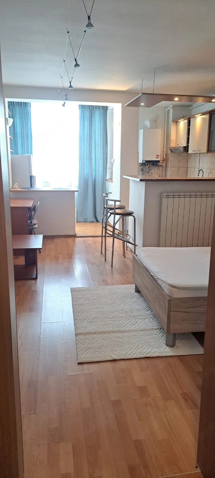 proprietar închiriez apartament cu o camera 