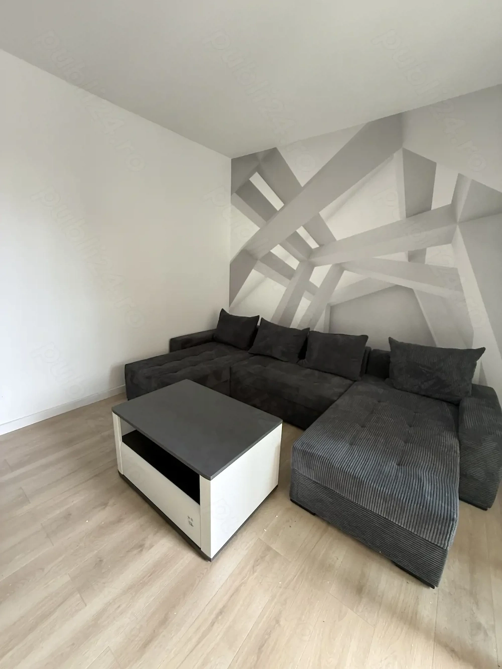 Apartament cu 2 cam decomandat GRĂDINĂ, terasă, mobilat Braytim hotel IQ