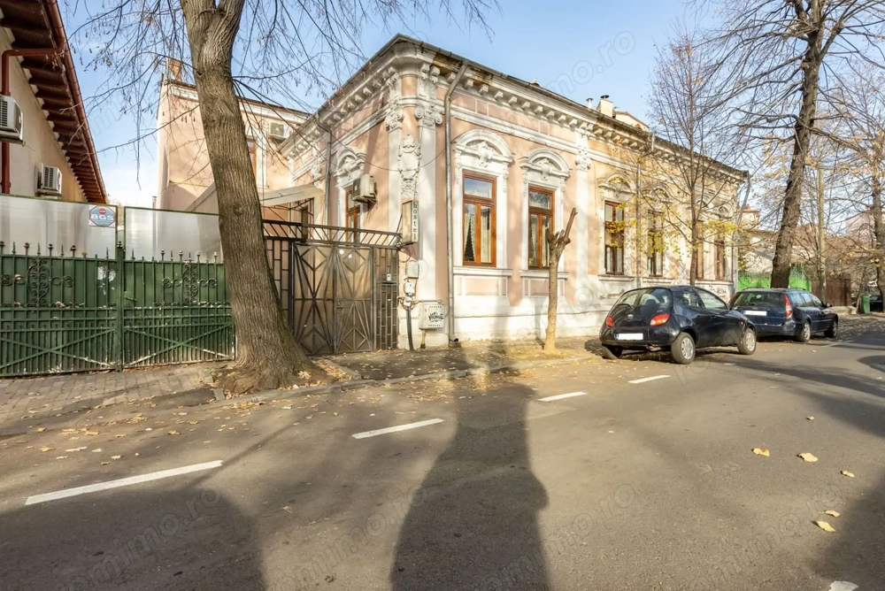 Vilă interbelică – eleganță și investiție în inima Capitalei