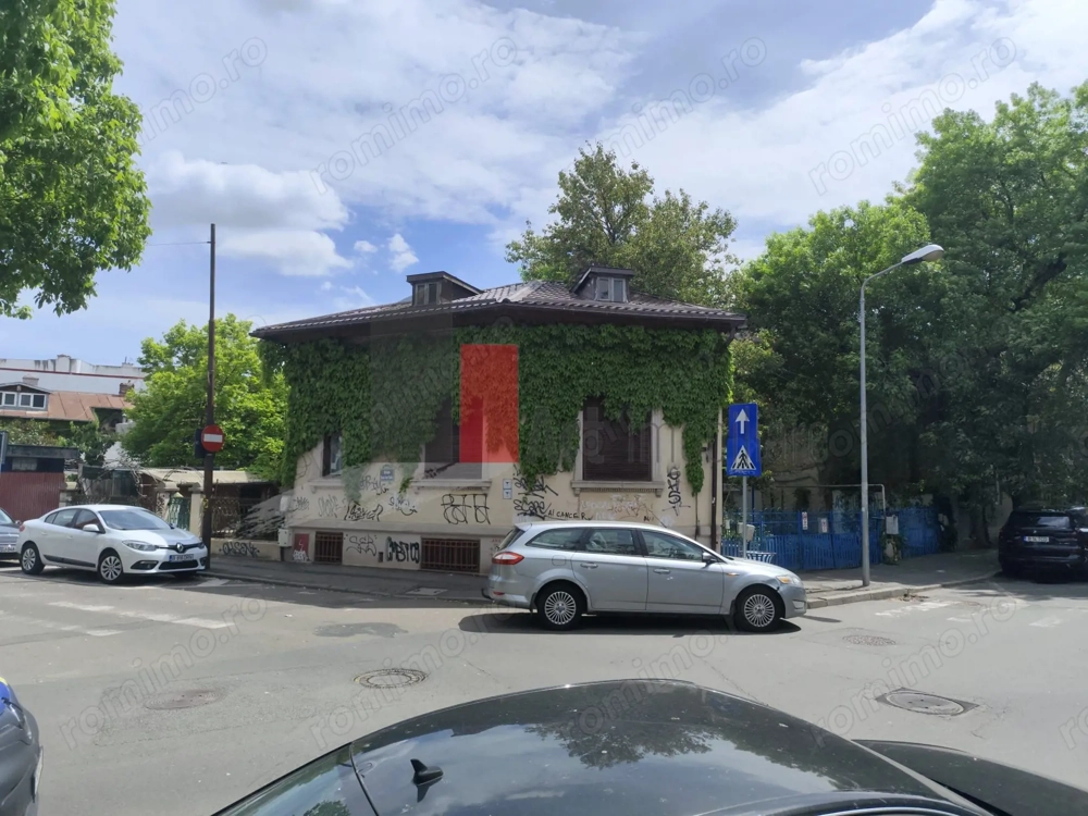 Casa/Spatiu Comercial de inchiriat in zona Eminescu/Romana