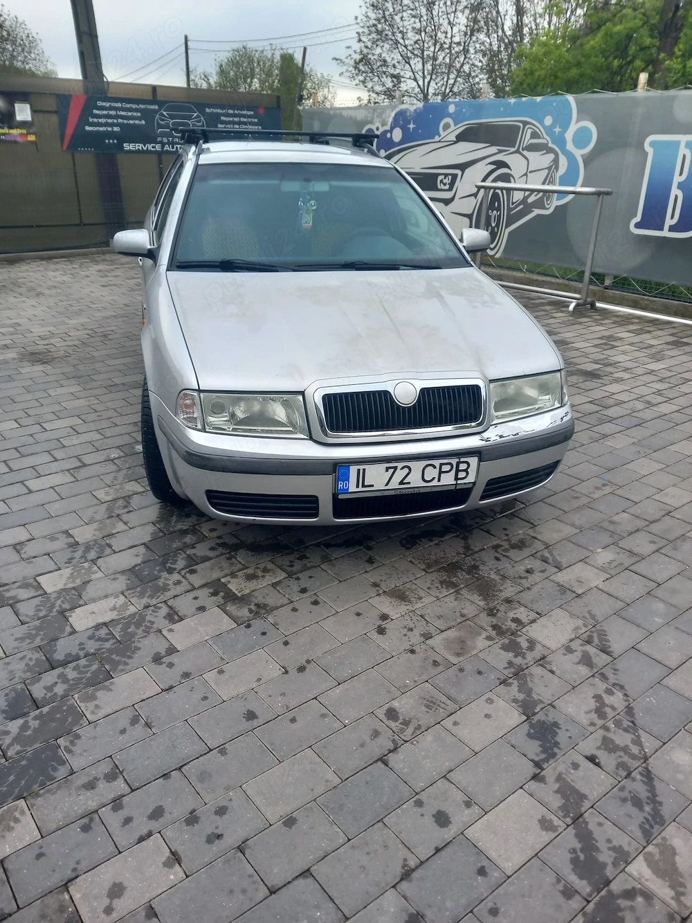 Skoda Octavia 1.6 benzina 97 cp an 2002