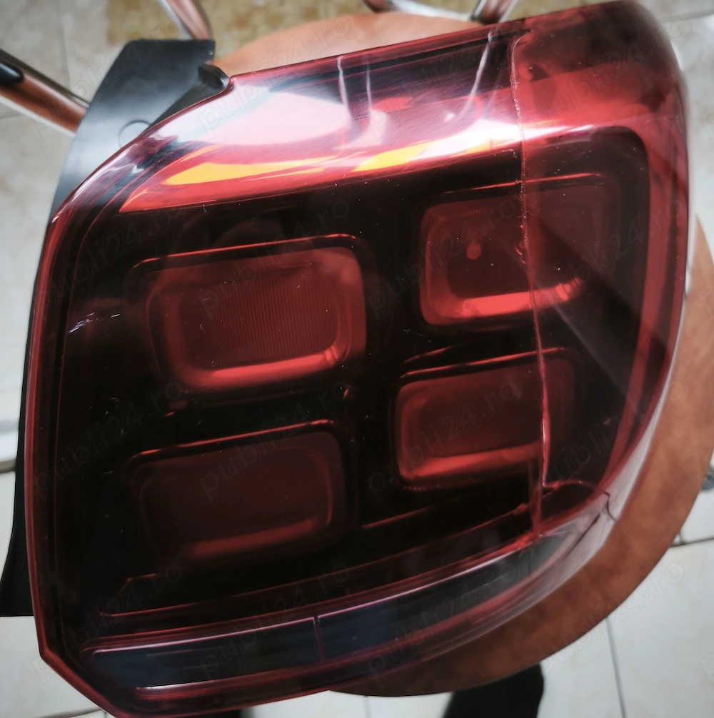 Lampă spate dreapta Sandero 2 facelift 