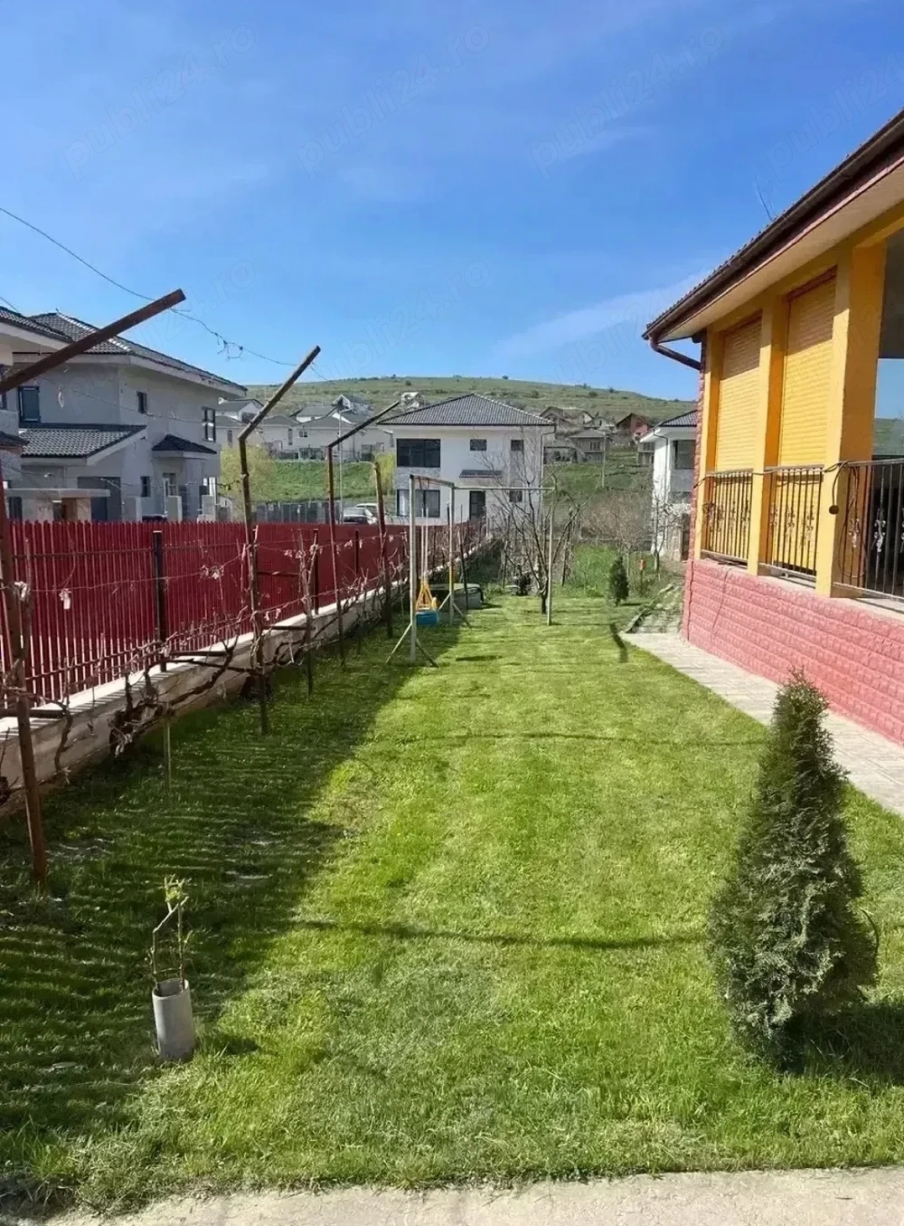 Persoana fizica vand Casă individuala P+M in Apahida,Campenesti judetul Cluj