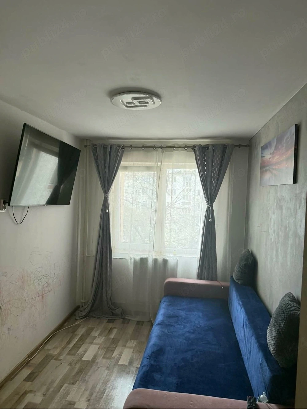 Apartament 3 camere semidecomandat