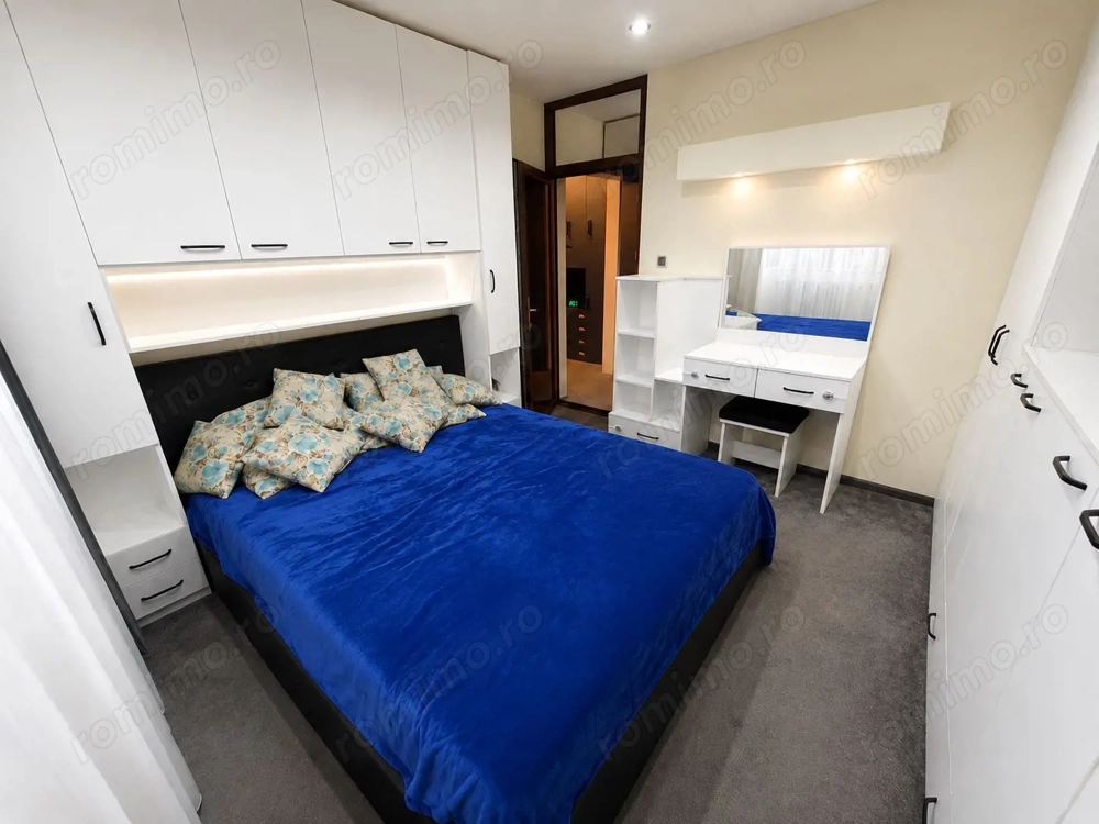 Apartament 2 camere, etaj 1 - zona Cetate