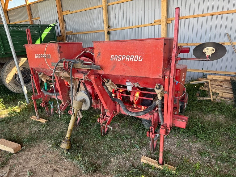 Semanatoare Gaspardo SP520