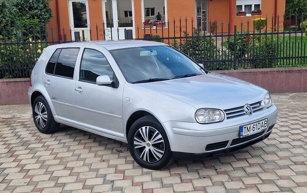 volkswagen Golf 4 motor 1.6 benzina 105 cp an 2002 euro 4 