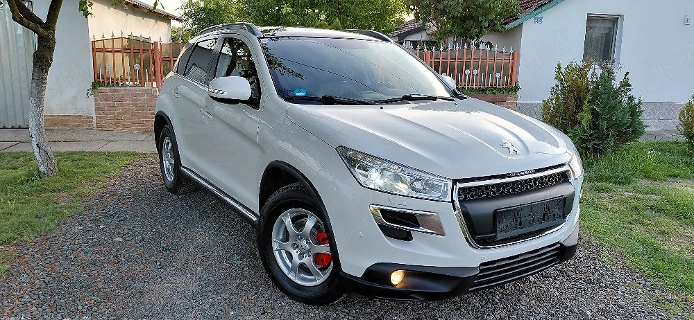 Peugeot 4008 4X4 SUV Panoramic Camera marsarier