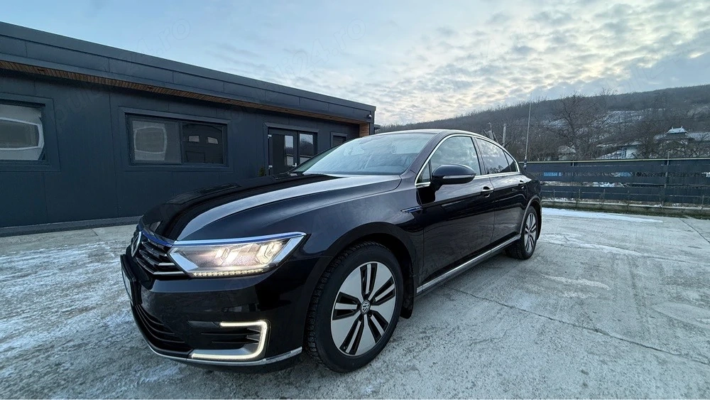Volkswagen Passat GTE Plug-in Hybrid 1.4, 218 cp 2018   2019 DSG