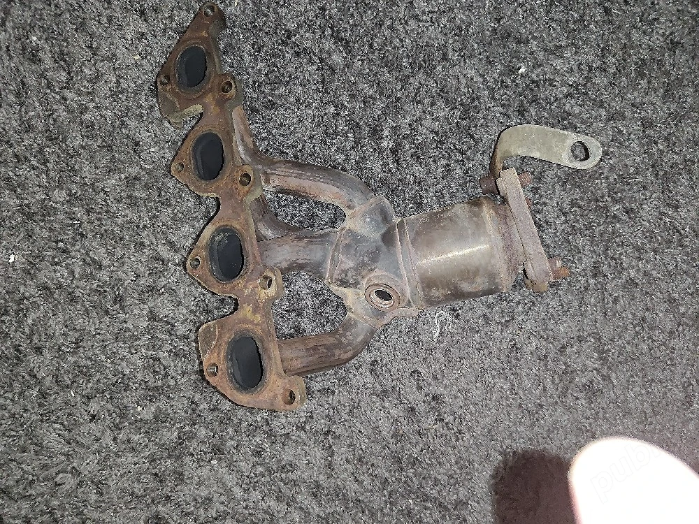 Vând precatalizator Seat Toledo 2 din 2003 1.6 16v benzină, cod motor BCB.