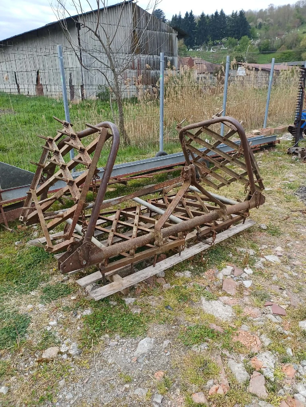 grapa de 4 m latime de lucru rabatabila 