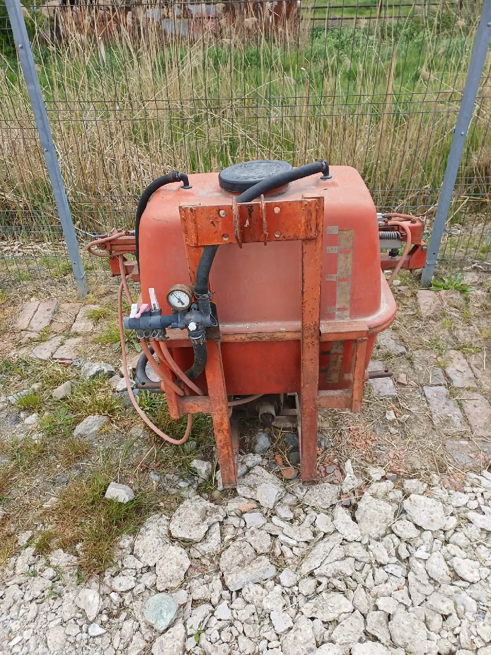 met de erbicidat 200 litri