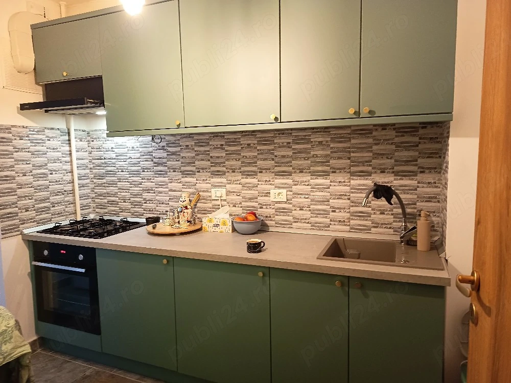 vand apartament 