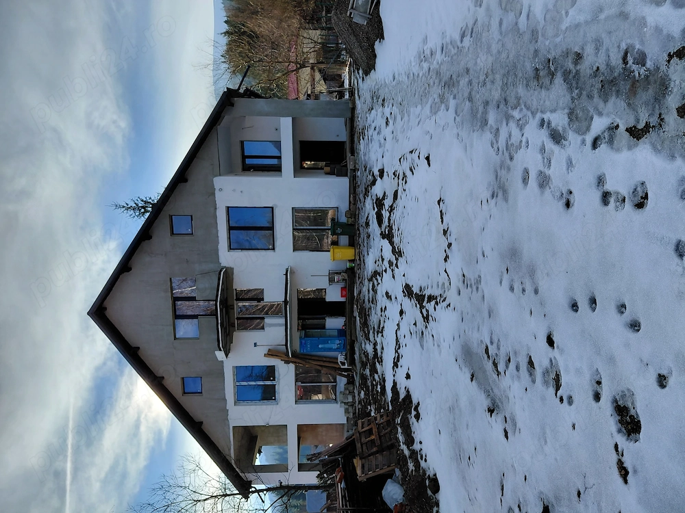 Vand casa in curs de finisare  in Cheia Prahova 