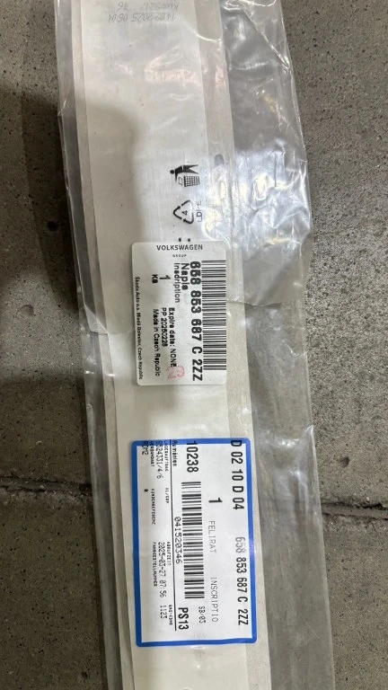 Monograma skoda spate