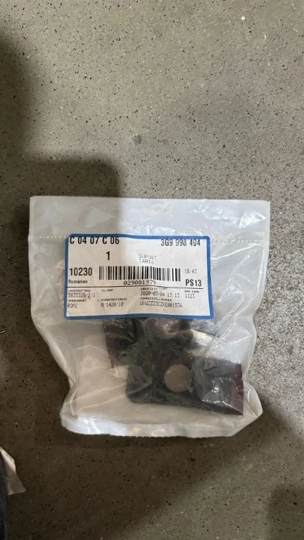 Set suporti laterali senzori parcare bara fata vw passat b8