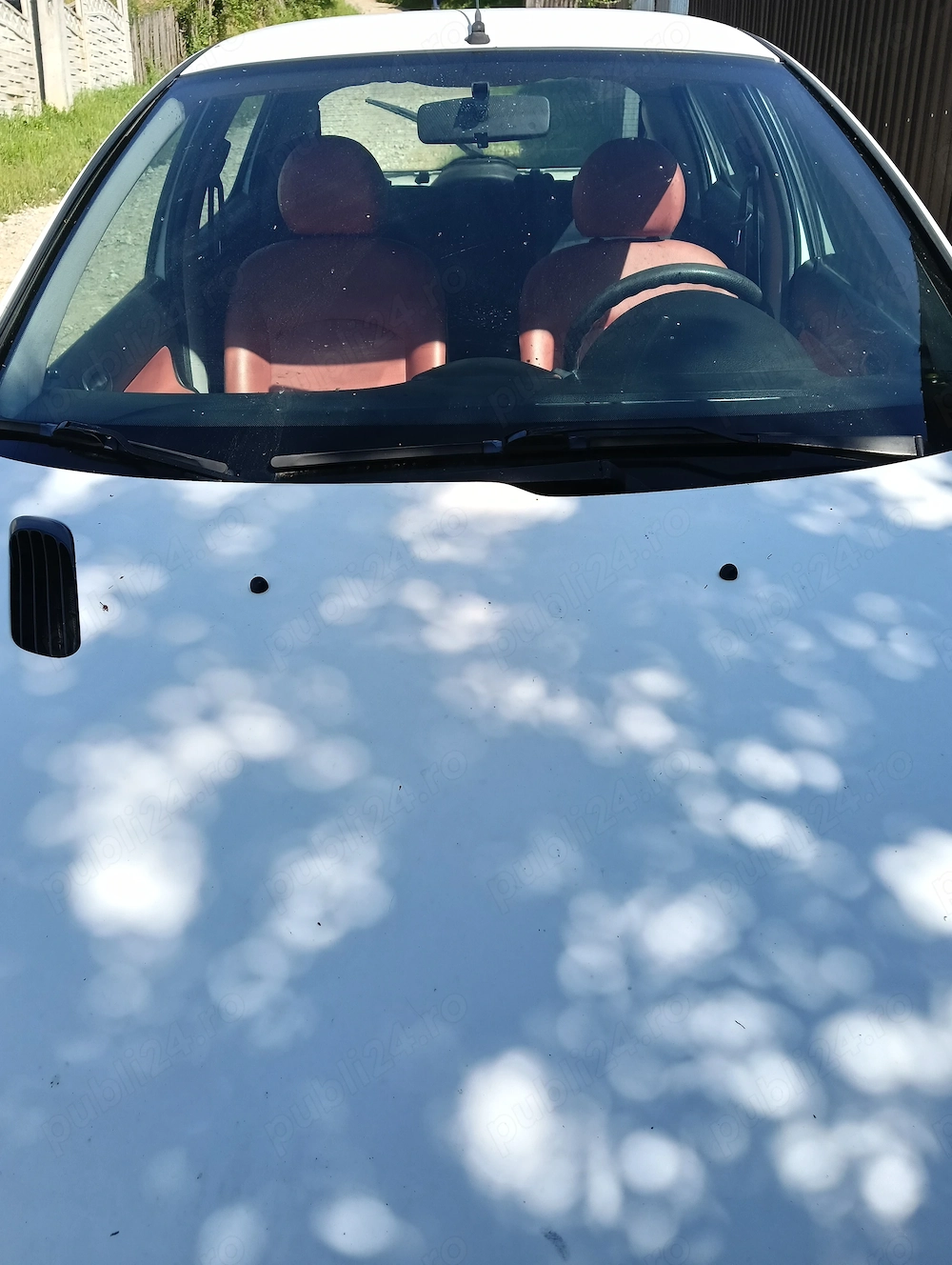 Vând mașina Peugeot 206