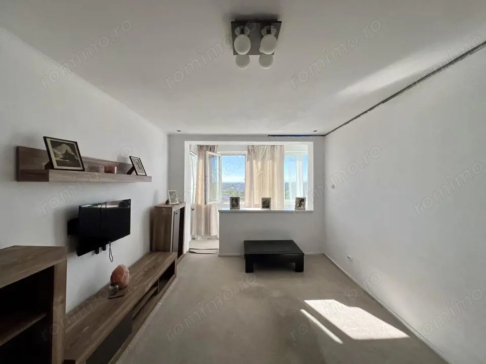  Apartament 3 camere, decomandat, 70 mp utili - zona Sagului