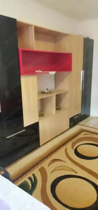 290euro!!Garsoniera, Podu Ros,o statie de Palas!!!