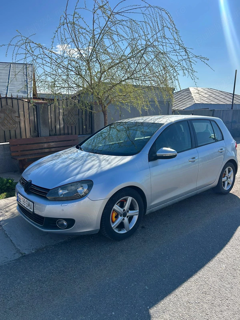 Vand Golf 6 1.4 tsi 122 cp 2009 automat 4500 Euro Negociabil
