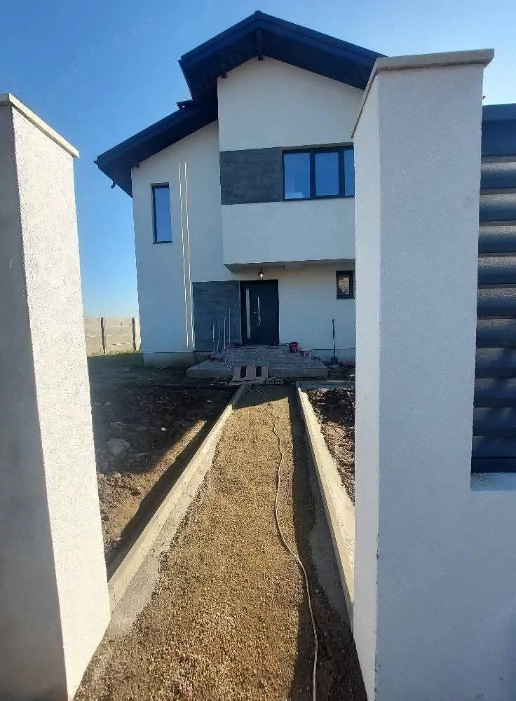 Vilă Individuală 4 Camere in rate ,  Strada Triumfului ,Pantelimon 
