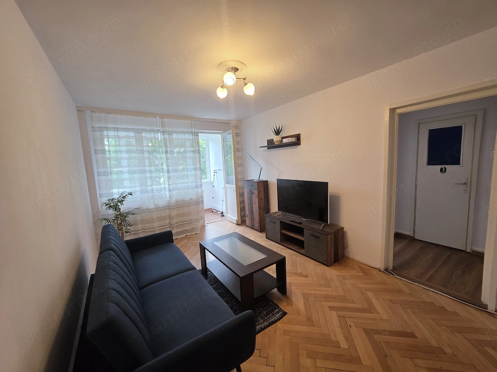 Apartament 2 camere de închiriat   Zona Torontalului - 926