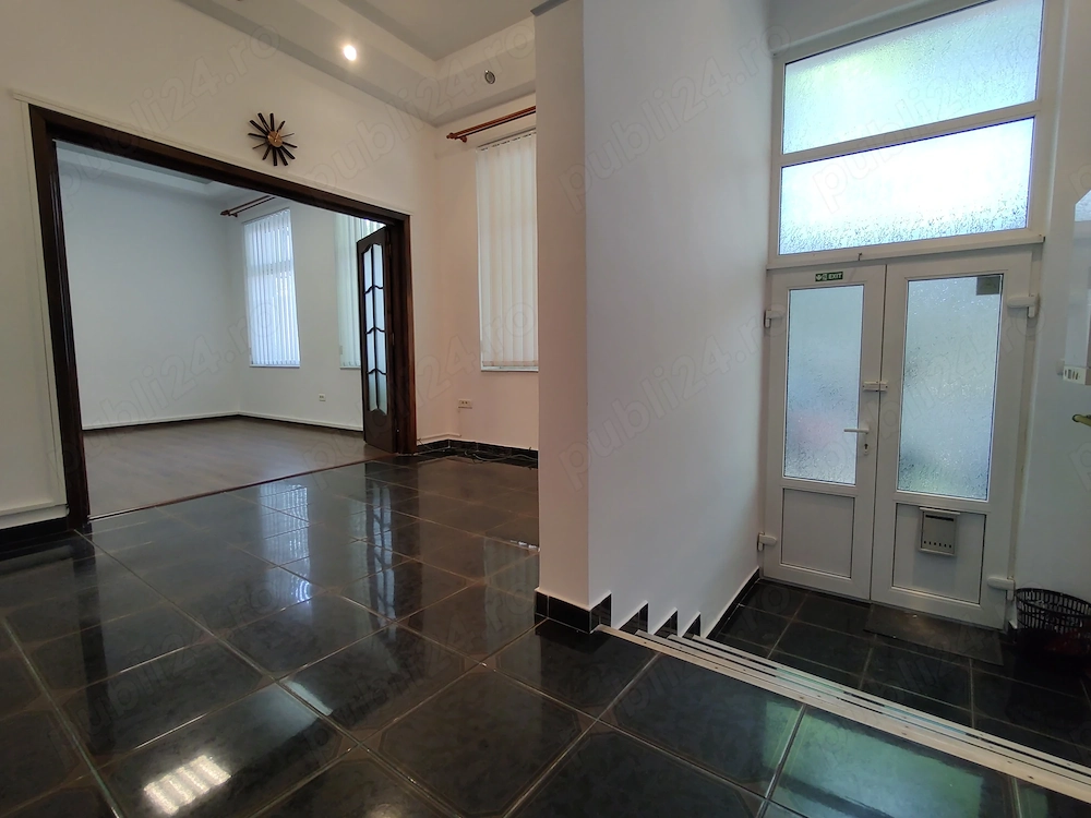 Spatiu birou de inchiriat - Constanta (centru)