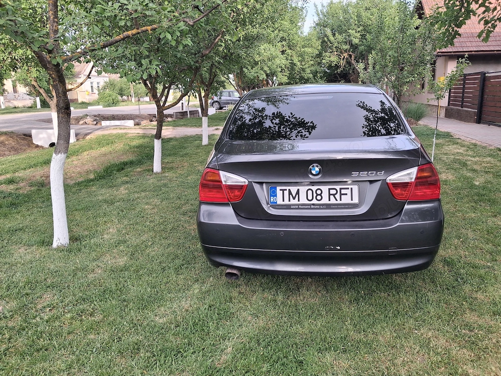 Vând bmw 320 d