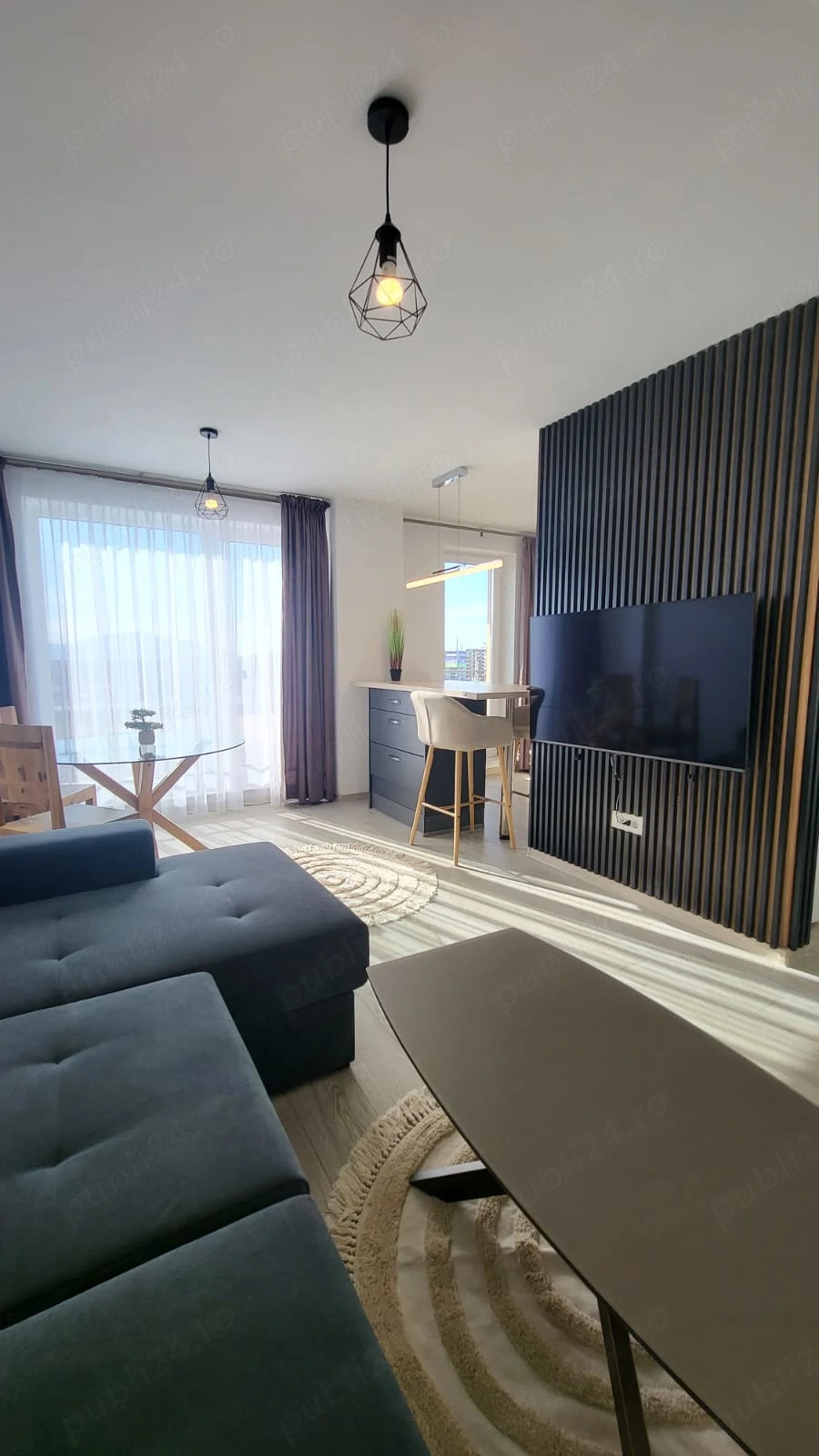 2.5 camere 77mp + 2 terase 22 mp + 200mp terasă pe nivel | Kasper-Coresi